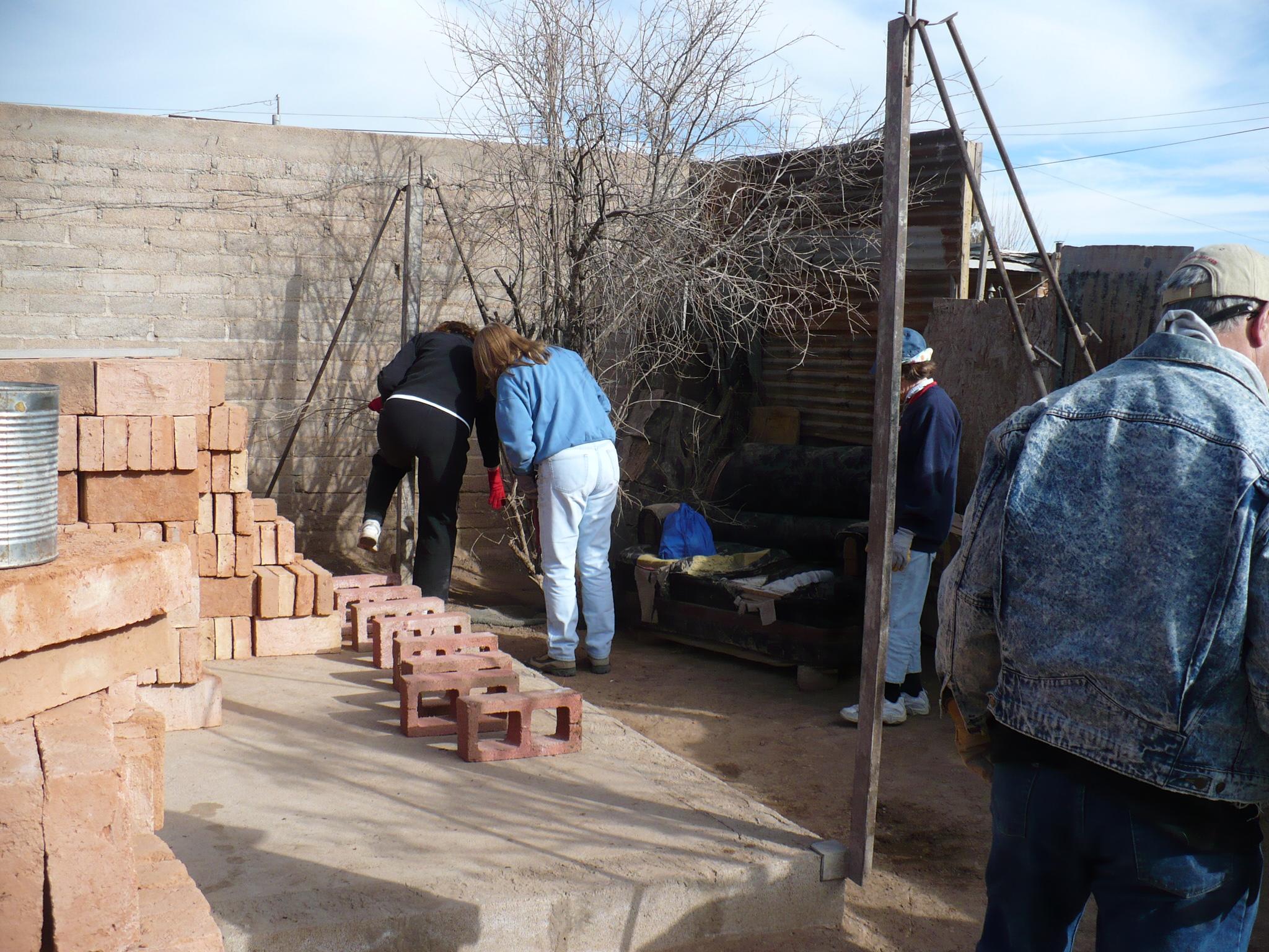 Laying the first course of ladrillo